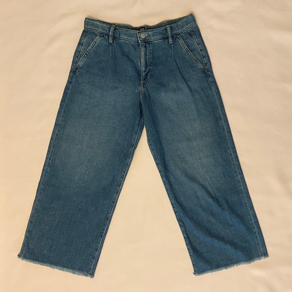 VTG GAP High Waist Wide Leg Jeans w/ Frayed Hem, 27P - Picture 2 of 7